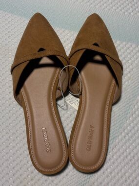 Old Navy Brown Pointed Toe D'Orsay Slip-On Mules